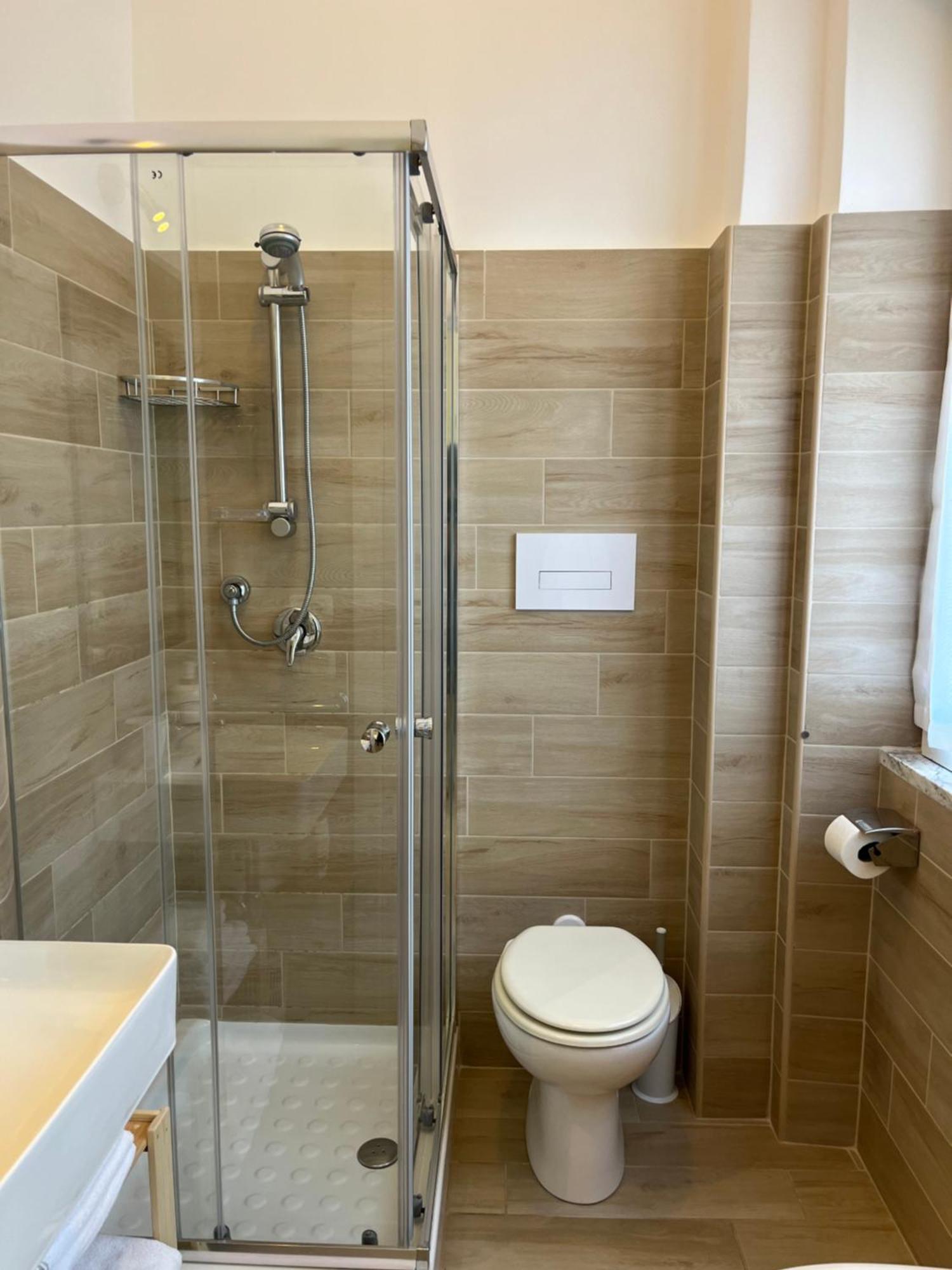 B&B Vento Aureo Rooms 밀라초 외부 사진